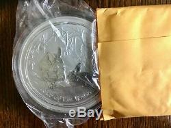 2011 1 Kilo Silver LUNAR Year of The RABBIT BU Australian Perth Mint In Cap