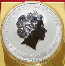2011 Australia $30 Lunar II Year of the Rabbit 1 Kilo Silver Coin Gemstone Eye