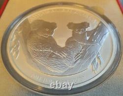 2011 Koala $30 1 Kilo Silver Coin Mint Condition in display box