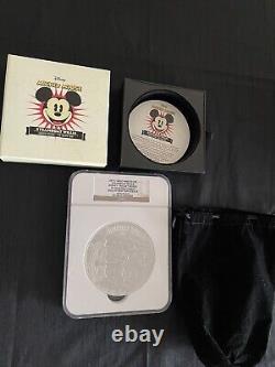 2015 Niue Disney Mickey Mouse Steamboat Willie 1 Kilo Silver NGC PF 70 UC