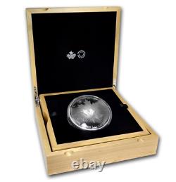 2018 Canada $250 Maple Leaf Forever 9999 Silver 1 Kilo Curved Coin withOGP and COA