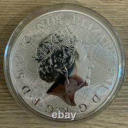 2021 Queens Beast 1 Kg Silver Bullion Completer Coin 1 Kilo Bar In Hand