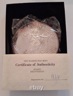 1989 Washington Mint Aigle Géant KILO de 2.2 lb en argent pur Épreuve 4 dans une boîte avec certificat d'authenticité
