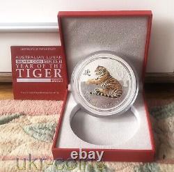 2010 Australie 1 Kilo Kg $30 Année du Tigre Pièce en argent Lunar II avec un œil en pierre précieuse