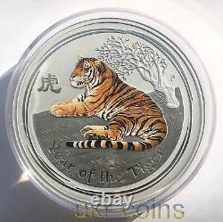 2010 Australie 1 Kilo Kg $30 Année du Tigre Pièce en argent Lunar II avec un œil en pierre précieuse