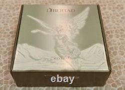 2011 LIBERTAD 1 KILO. Argent fin 999 PROOF-LIKE avec boîte et certificat