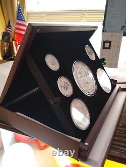2015 Chèvre Silver Lunar Series II 1/2 Oz Kilo Avec La Boîte De Jeu Premium