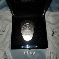 2017 1/2 Kilo. 999 Antiqued Silver Coin 25 $ Skull Palau Coin Avec Boîte Et Gants