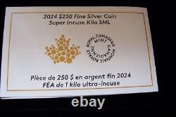 2024 1 Kilo Pièce en Argent Pur Super Incuse Feuille d'Érable en Argent